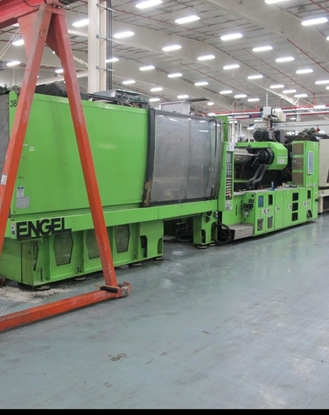 Picture of 750 TON CAP 109 OZ SHOT SIZE ENGEL MODEL 4550700K 04 machines